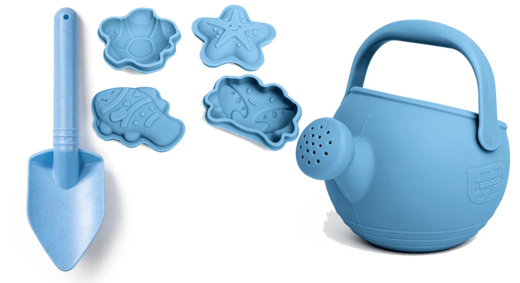 Bigjigs Blue Beach Bundle, Silicone Watering Can, Sand Moulds and Spade Set - Little Whispers