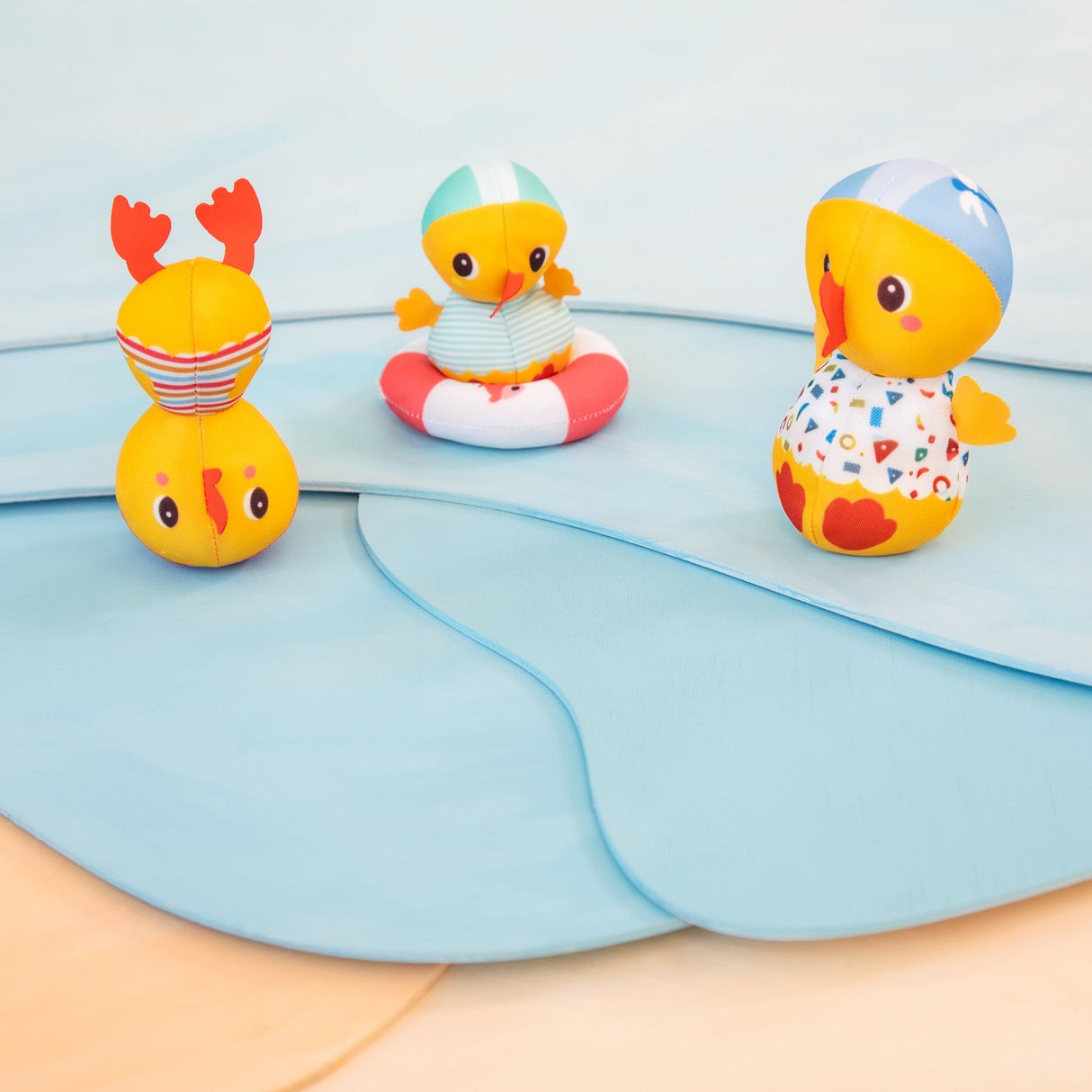 Lilliputiens 3 Bath Ducks Learning to Swim 83544 - Little Whispers